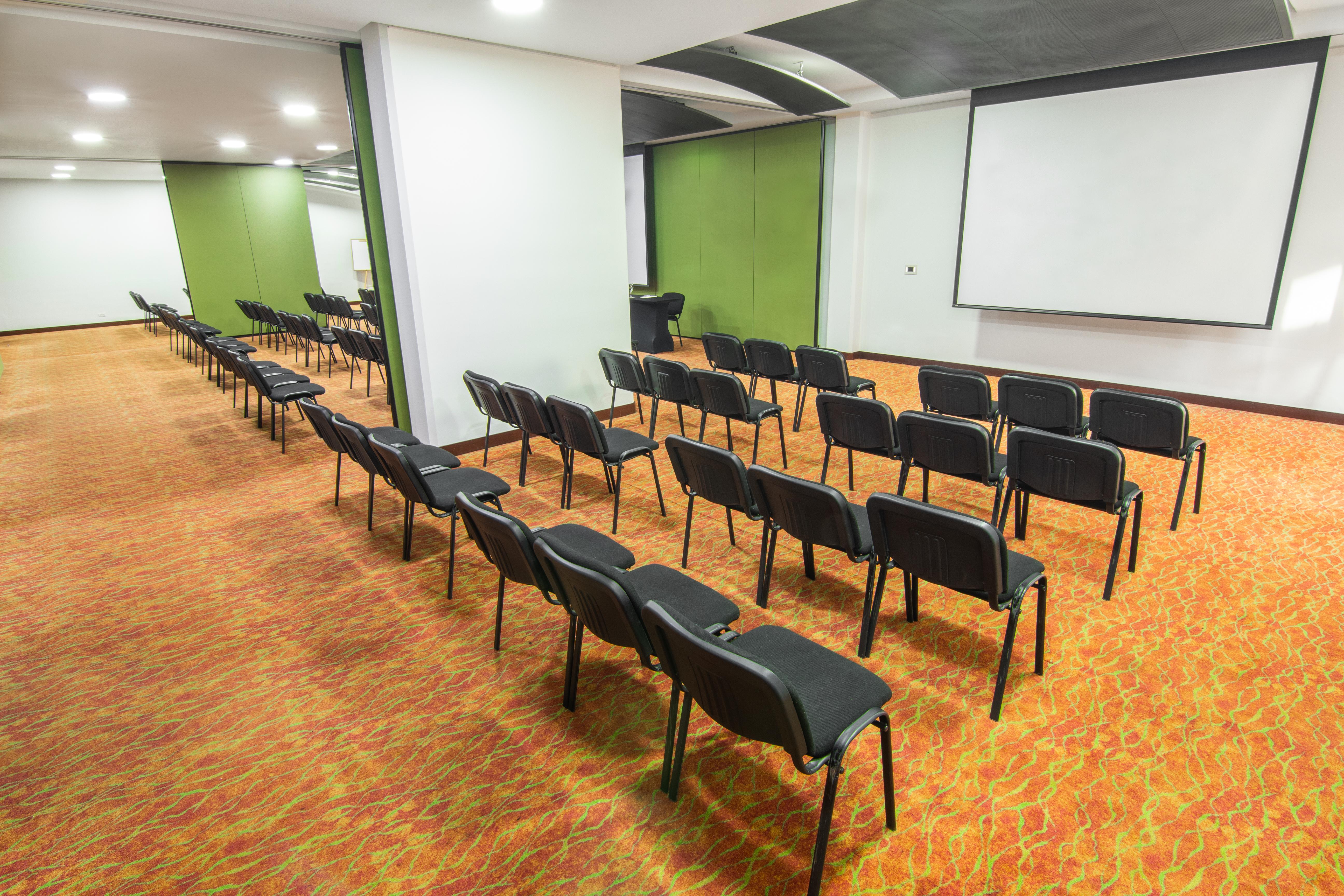 Best Western Plus 93 Park Hotel Bogotá Exterior foto A typical lecture theatre