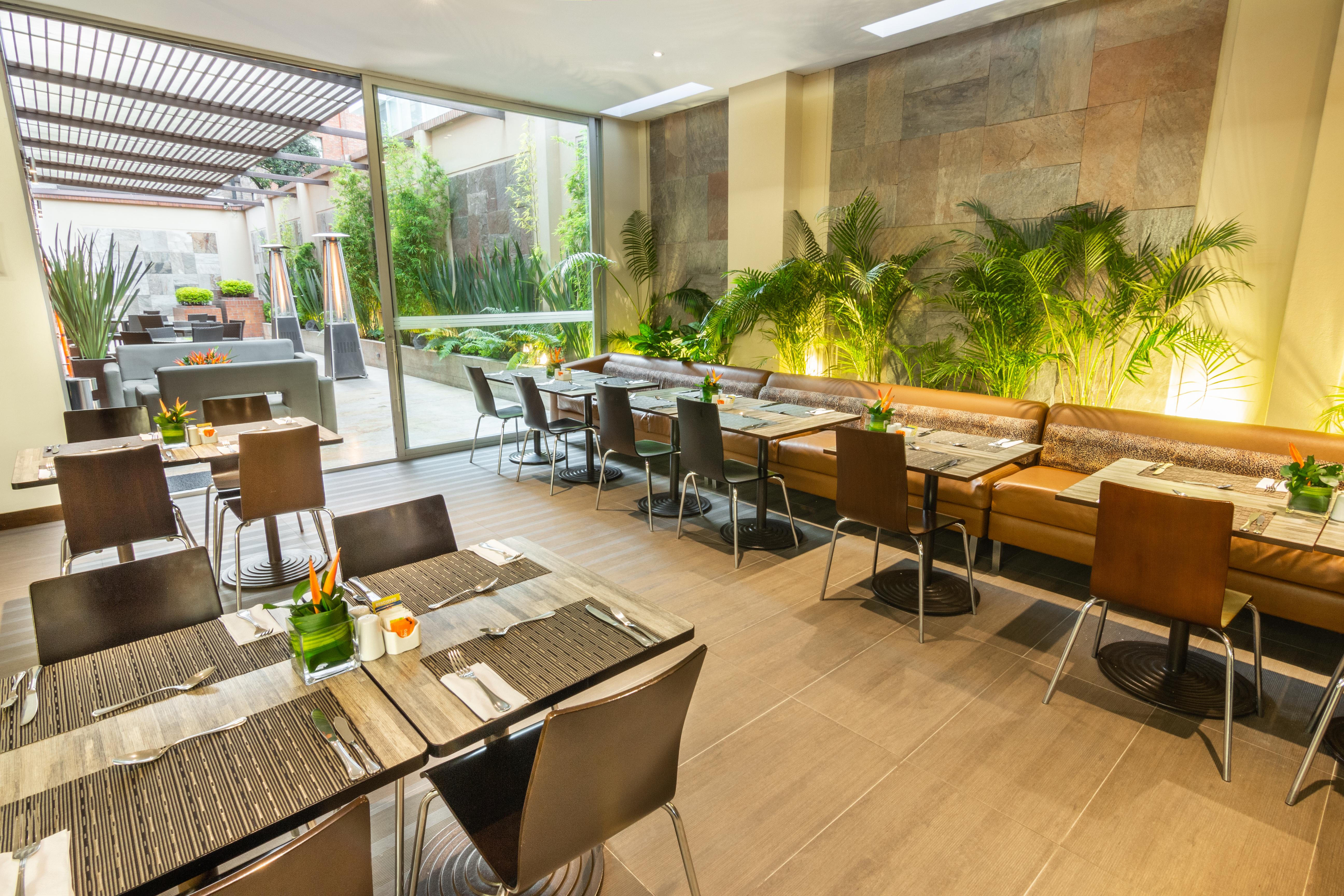 Best Western Plus 93 Park Hotel Bogotá Exterior foto Restaurant